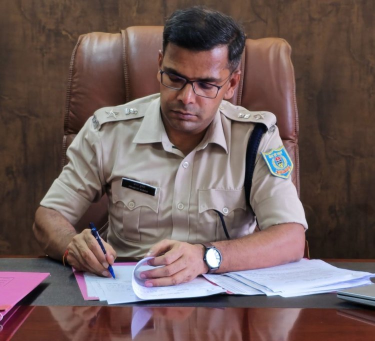 मई में धनबाद पुलिस की बड़ी उपलब्धि: 1884 चरित्र प्रमाण पत्र जारी, सत्यापन प्रक्रिया हुई तेज