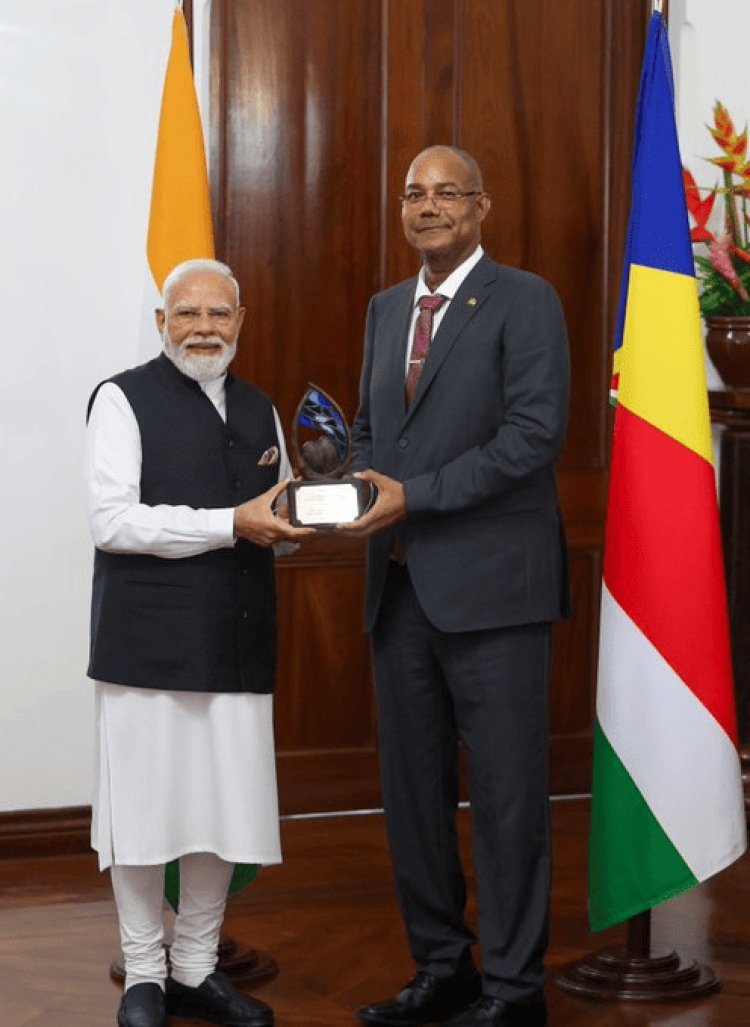 सेशेल्स में PM मोदी का डंका: मिला सर्वोच्च सम्मान, 'मेड इन इंडिया' पेट्रोल वेसल भी किया भेंट
