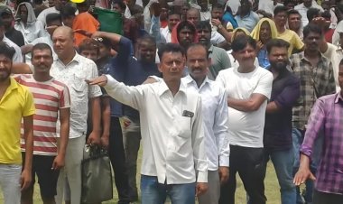 700 दागियों की परेड से गूंजा धनबाद पुलिस लाइन, SSP की दो टूक- सुधर जाओ, वरना अगली मुलाकात जेल में होगी