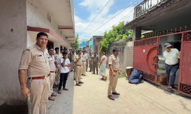 फरार अपराधी प्रिंस खान के वासेपुर स्थित घर की कुर्की, कोर्ट के आदेश पर धनबाद पुलिस की बड़ी कार्रवाई