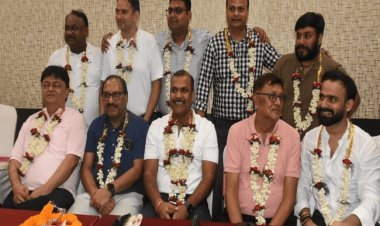 Dhanbad Club Election 2026: बसंत हेलीवाल की सचिव पद पर प्रचंड जीत, डॉ. ओपी अग्रवाल बने वरीय उपाध्यक्ष