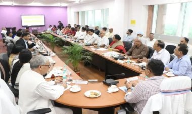 BBMKU में बड़ा ऐलान: तोपचांची और बाघमारा में खुलेंगे प्रोफेशनल कॉलेज, AI-BBA-BCA कोर्स की होगी पढ़ाई