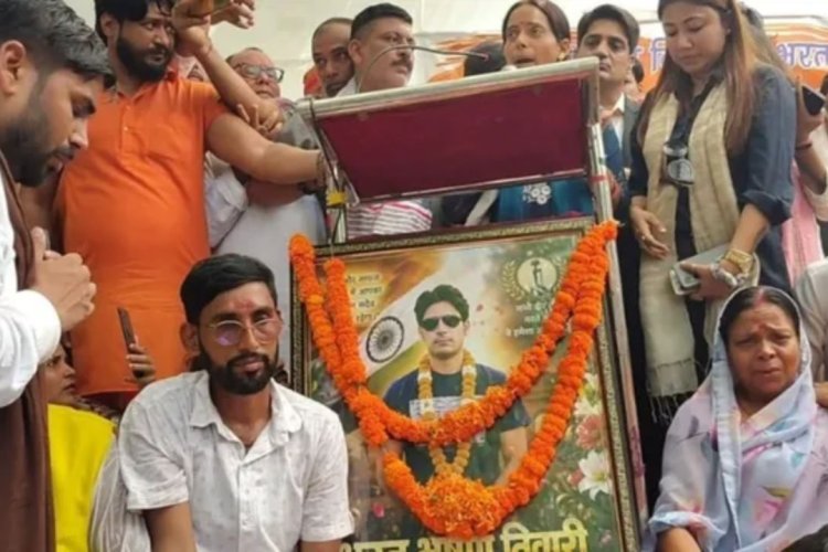 दिल्ली के जंतर-मंतर पर गूंजा 'भरत को न्याय दो', कथित एनकाउंटर मामले की CBI जांच की मांग तेज