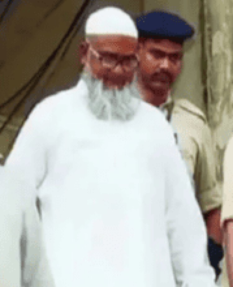 छत्तीसगढ़ में है गैंगस्टर फहीम खान की मां और मौसी की हत्या का आरोपी भगोड़ा शब्बीर आलम , पुलिस रेड से पहले फरार