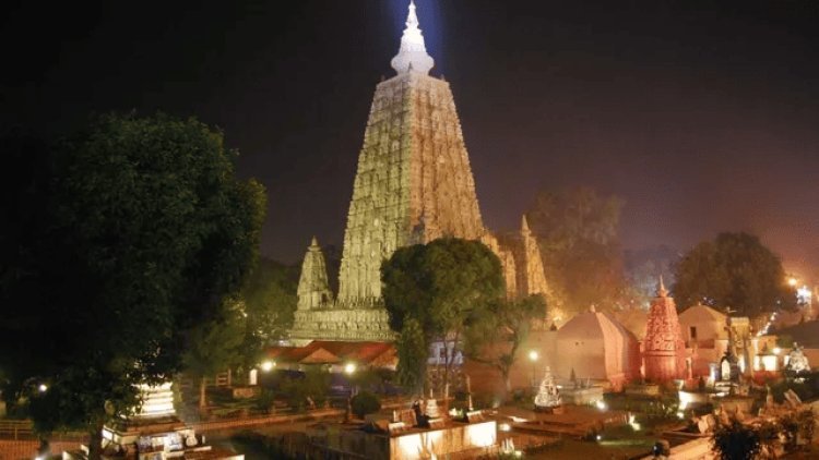 महाबोधि मंदिर में आस्था की बारिश: दानपात्र से निकले ₹2 करोड़, विदेशी भक्तों ने भी खोला खजाना