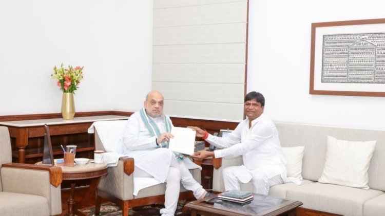 अमित शाह से मिले सांसद ढुलू महतो, धनबाद में क्राइम कंट्रोल और विकास को लेकर सौंपा ज्ञापन