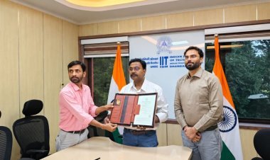 IIT-ISM और मार्टिन इंजीनियरिंग के बीच MOU, 10 छात्राओं को हर साल मिलेगी CSR स्कॉलरशिप