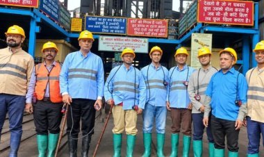 Dhanbad : BCCL की मुनीडीह माइंस में 500 मीटर नीचे उतरे आद्रा DRM, जानें क्या देखा