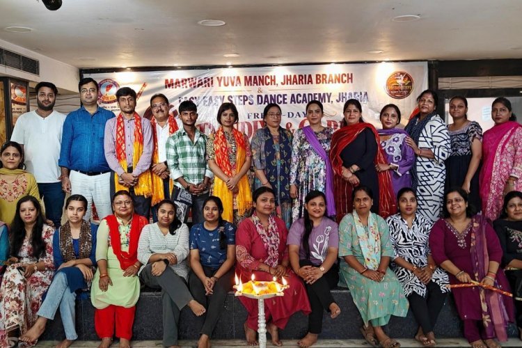 झरिया में डांडिया-गरबा की धूम, महिलाओं-बालिकाओं के लिए छह दिवसीय फ्री ट्रेनिंग शुरू