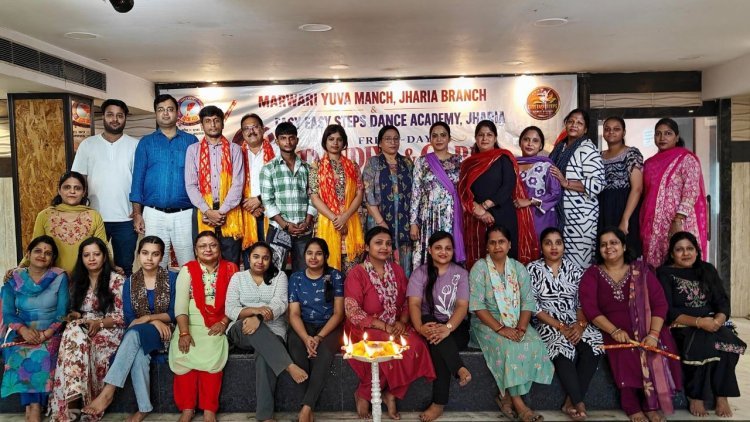 झरिया में डांडिया-गरबा की धूम, महिलाओं-बालिकाओं के लिए छह दिवसीय फ्री ट्रेनिंग शुरू